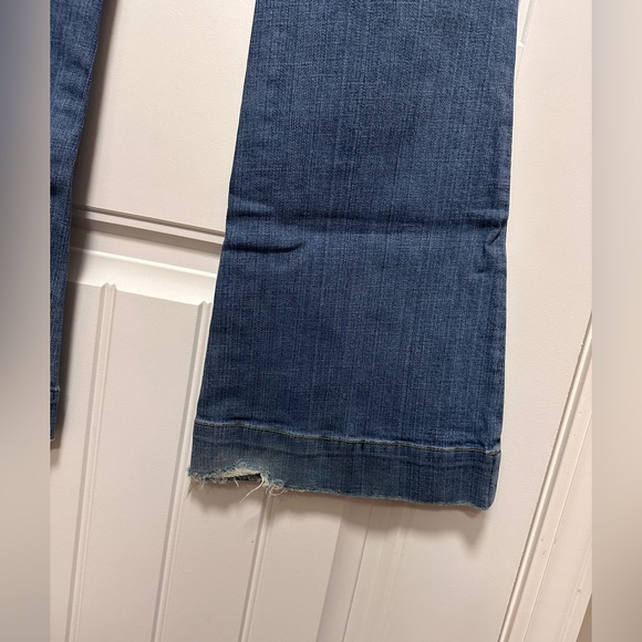 Seven 7 Womens Sexy Flare Stretch Denim Jeans Size 28 (Waist 28 - Inseam 32) - Picture 5 of 8